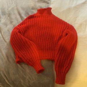 This stunning turtleneck sweater only worn twice